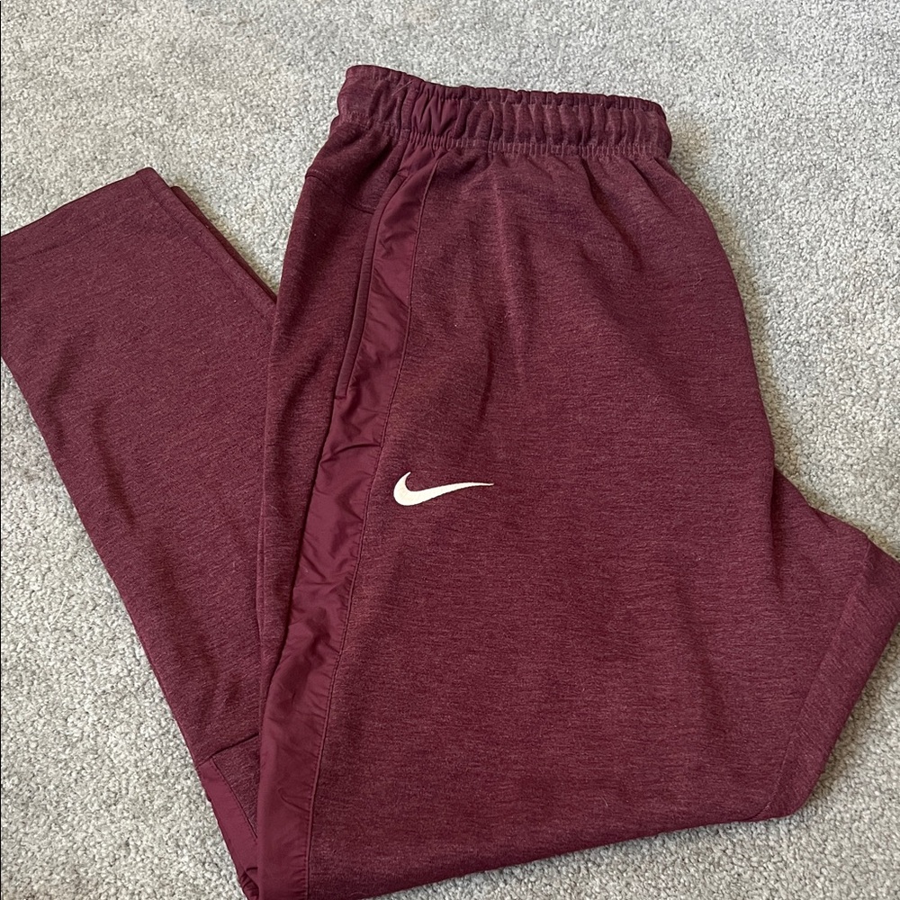 Nike joggers